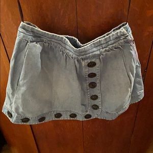 Jean skirt with pockets